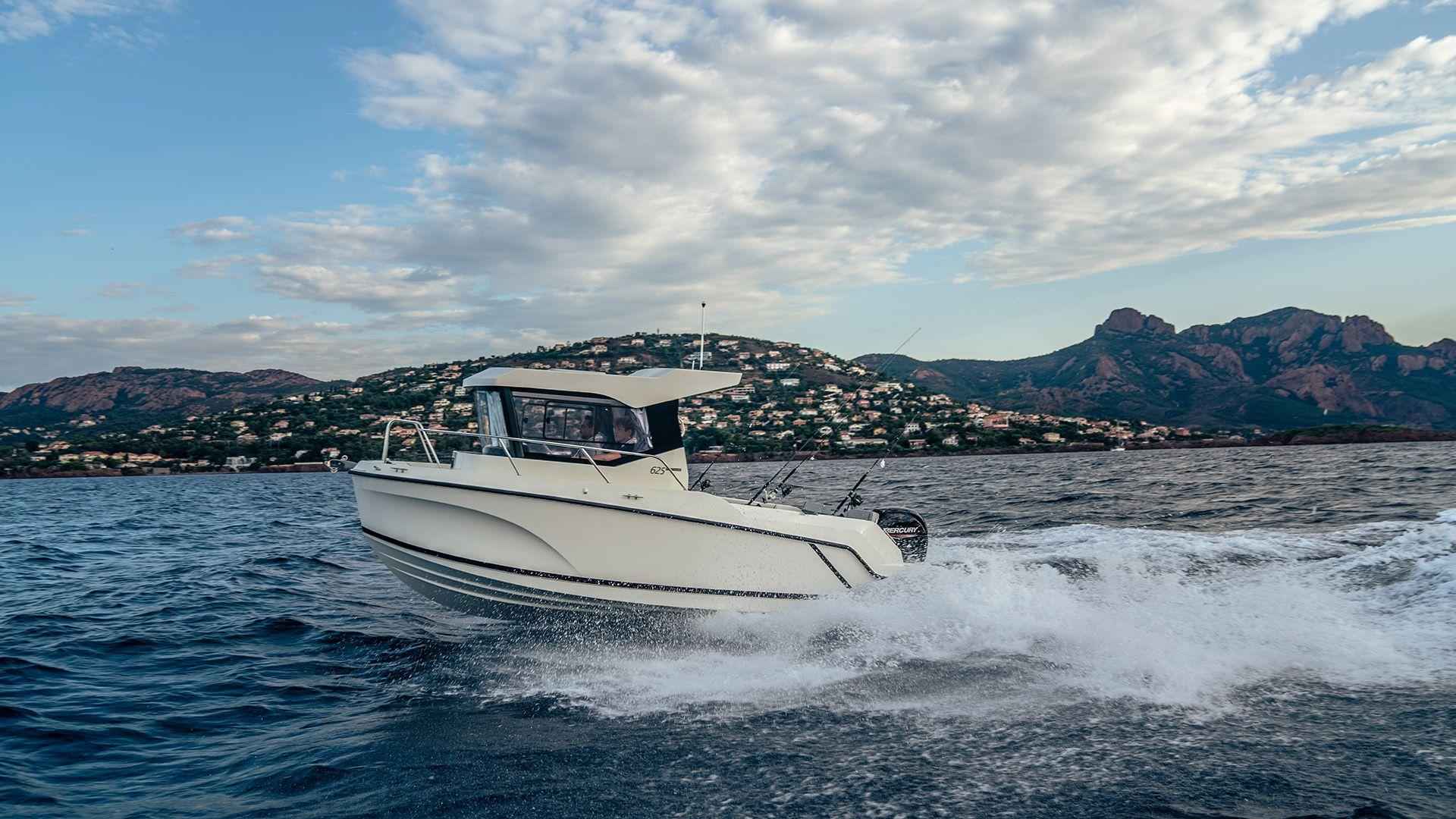 Arvor-625-Sportsfish-External-8_10_11zon
